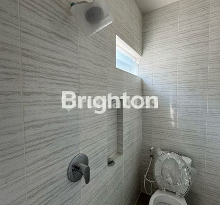 GRAND SUNRISE, NEWLY BUILT SHOPHOUSE, READY TO OCCUPY, 2 FLOORS, AREA ALREADY CROWDED AND DEVELOPING, GREEN ENVIRONMENT, SUITABLE FOR ANY BUSINESS.