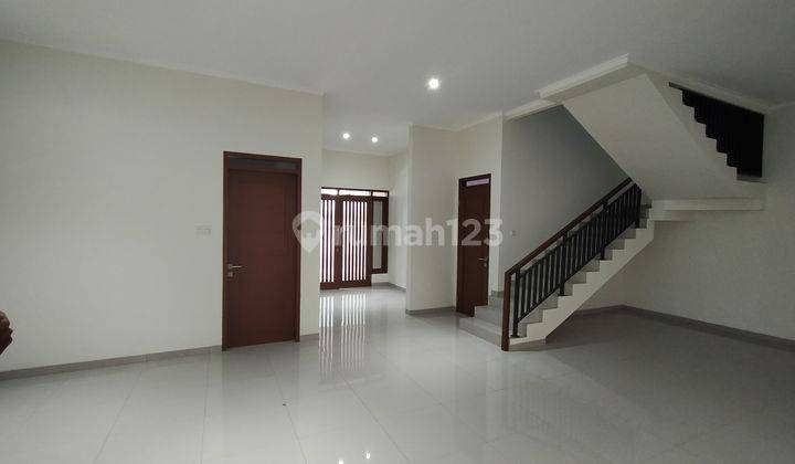 Di jual Rumah Baru 2 lantai lokasi strategis pusat kota Cimahi 2