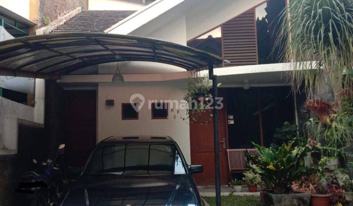 Rumah 2 Lantai Komplek Elit Setra Duta Bandung  1