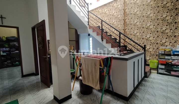 Banting Harga Rumah mewah Kokoh dalam komplek Permata Cimahi 