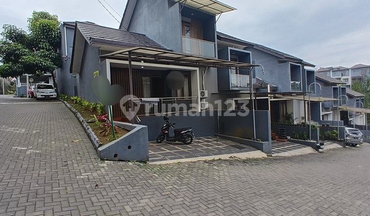 Jual Kembali Rumah Dalam Komplek Sariwangi Dekat Kampus Polban Bandung