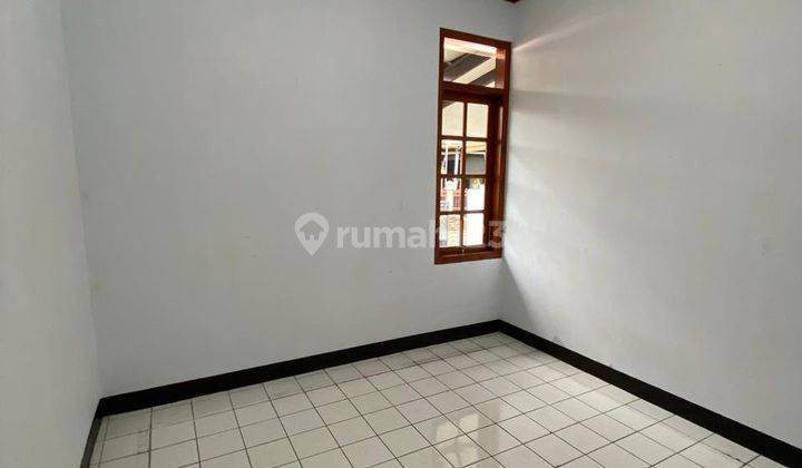 Jual Rumah Dalam Komplek Aruman Sayap Pasteru Bandung Dekat Tol 2