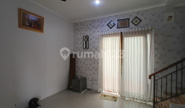 Jual Kembali Rumah Dalam Komplek Sariwangi Dekat Kampus Polban Bandung