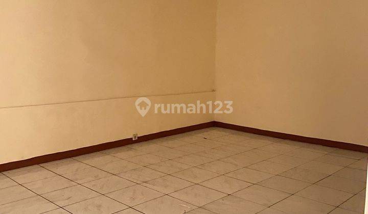 Disewakan Kantor Bagus 2 Lantai Strategis (16 Ruangan Jumbo) Free Renovasi 2