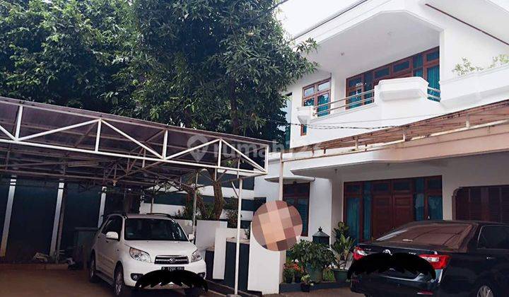 Rumah Murah Dua Lantai Dengan Private Pool di Villa Ragunan Permai, Jakarta Selatan 1