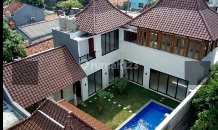 Rumah 2 Lantai Bagus Ada Ruang Serbaguna, Lokasi Strategis, di Pejaten - Jakarta Selatan 1