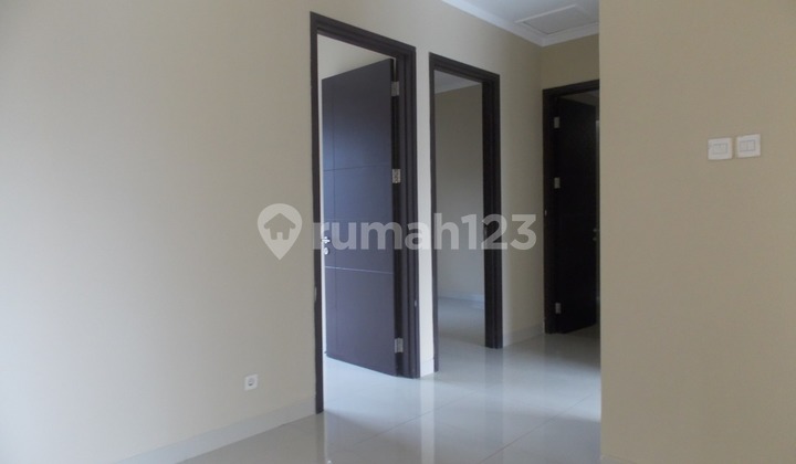 Rumah 2 lantai dapet AC di Discovery Bintaro Jaya Tangsel 2