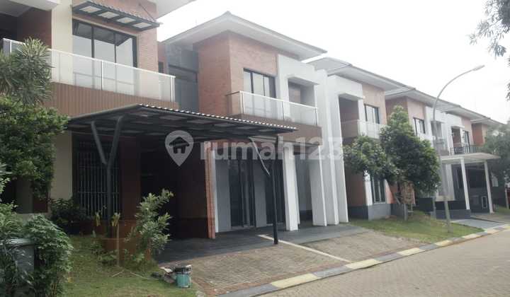 For sale. Beautiful house in Bintaro.