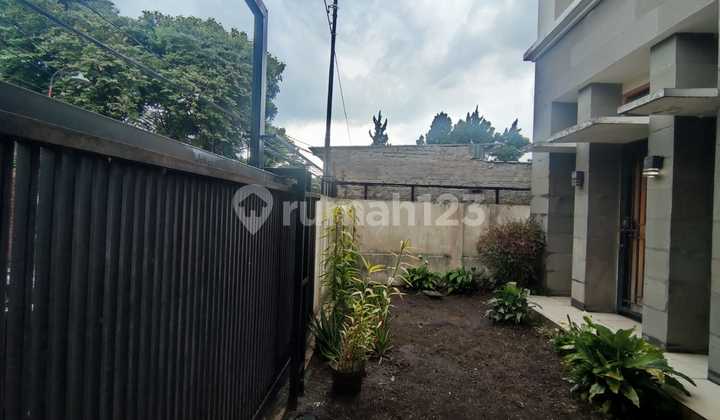  Dijual Rumah Di Lokasi Stategis Sukahaji Bandung 2