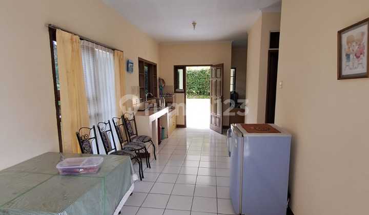 Dijual Villa Istana Bunga, 2 Lantai di Parompong, Bandung Barat 2