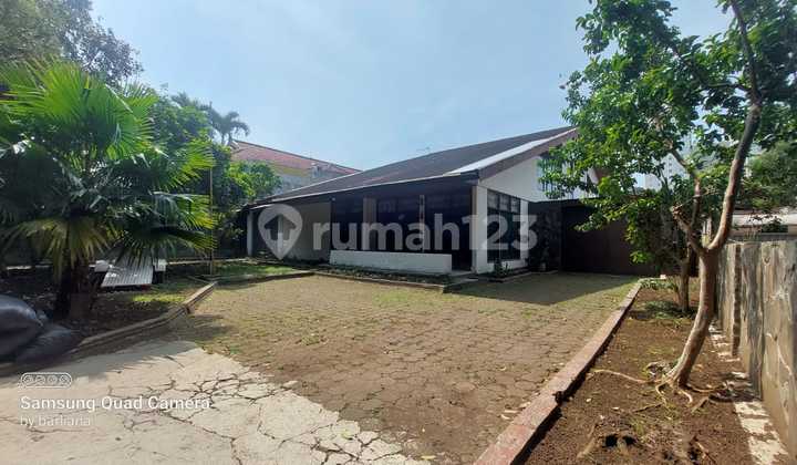 For Sale Large House on Hegarmanah Street Bandung. 2