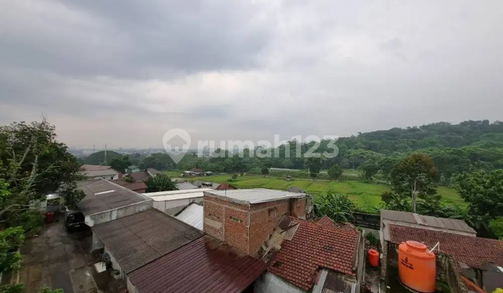 Rumah 3 Lantai, Cocok Untuk Workshop di Bojongkoneng Bandung 2