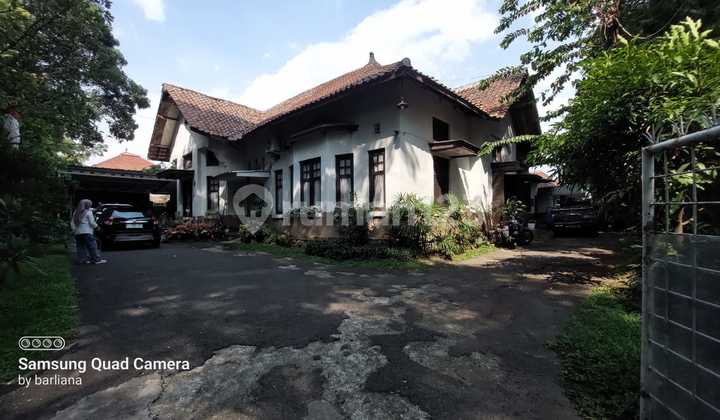 Dijual Rumah Cantik Heritage A di Sayap Buah Batu Bandung.