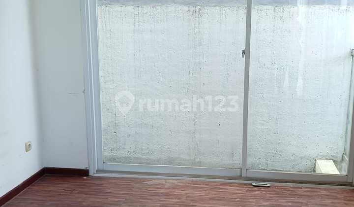 Modern Minimalist House in Geger Kalong Permai Complex, Bandung. 2