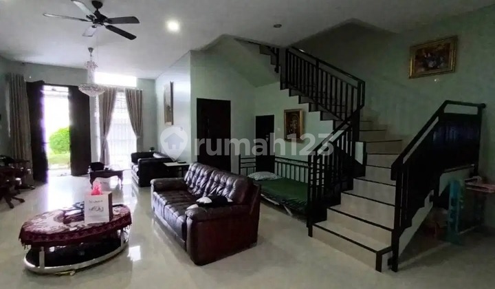 Dijual Rumah di lokasi strategis, mudah dijangkau di daerah Sarijadi Bandung. 2
