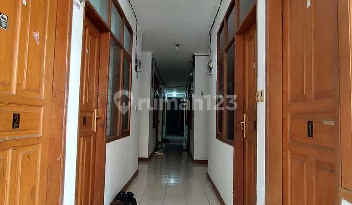 Rukost di lingkungan strategis, Sayap Dago, Tubagus Ismail Bandung Rukost di lingkungan strategis, Sayap Dago, Tubagus Ismail Bandung