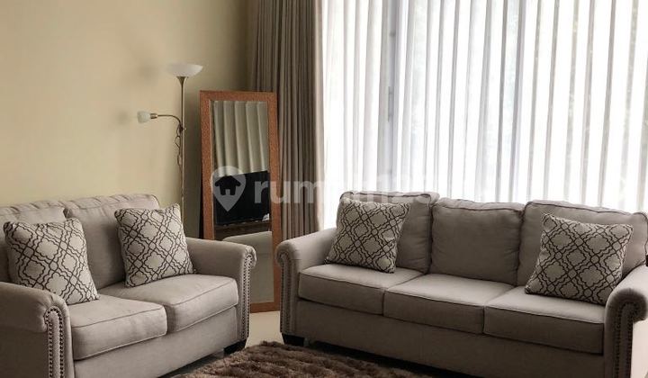 Rumah bagus dan besar di kawasan premium di Cipaku Bandung 2