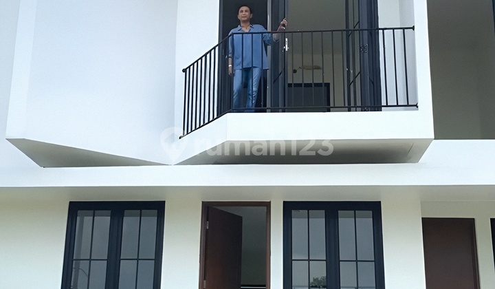 Luxury Townhouse 5 Million Down Payment Allin Central City Palembang Location 2