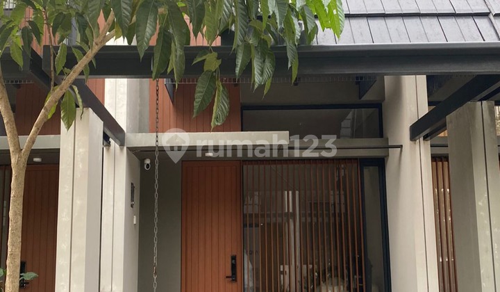  Rumah Bagus Furnished di Bsd City