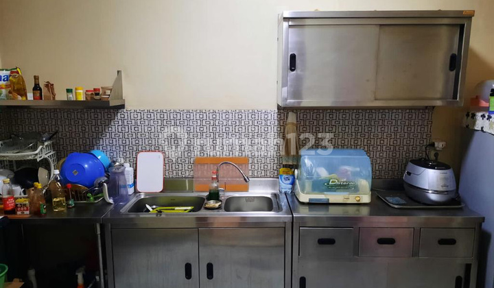 Semi-Furnished Freehold House in San Lorenzo, Gading Serpong 2