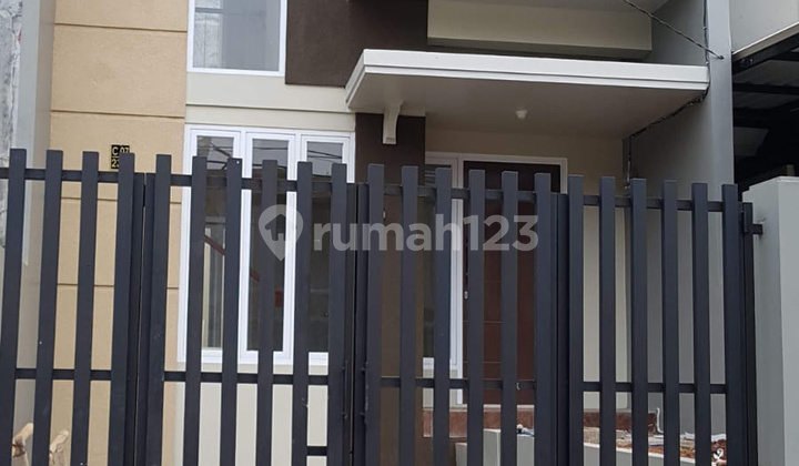 Rumah 2 Lantai di Bukit golf cibubur, Cibubur Rumah 2 Lantai di Bukit golf cibubur, Cibubur