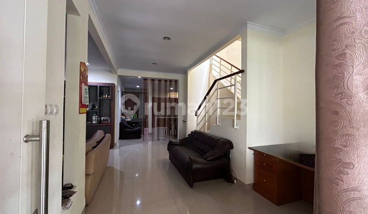 Two-story House in Oleaster Cluster, Paramount Gading Serpong 2