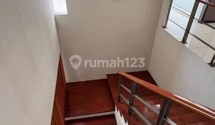 Rumah Mewah Privat Pool Di Bukit Golf Bsd City 2