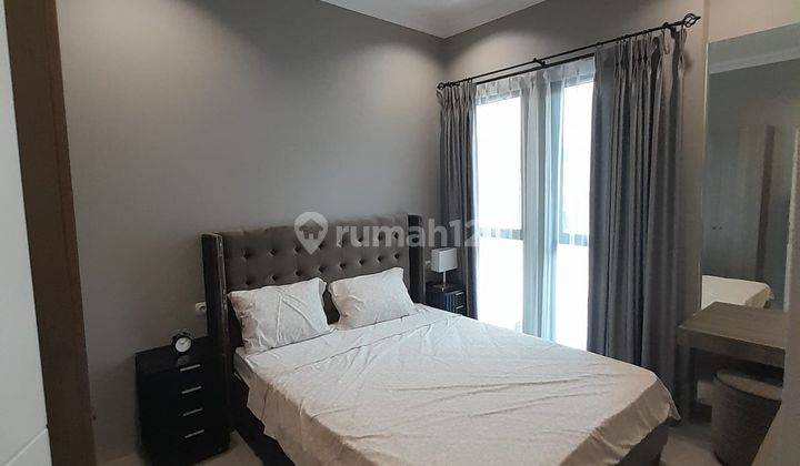 Rumah Dua Lantai Area Strategis Dekat CBD 8