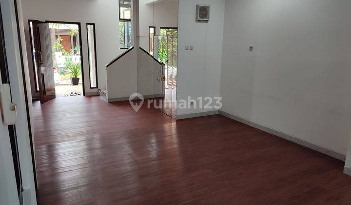 Dijual Rumah Siap Huni di Emerald Terrace Bintaro Jaya 2