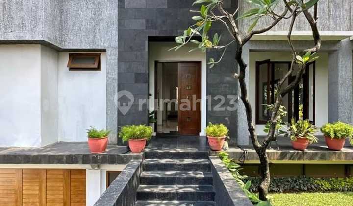 Nice House Pondok Indah, South Jakarta Nice House Pondok Indah, South Jakarta