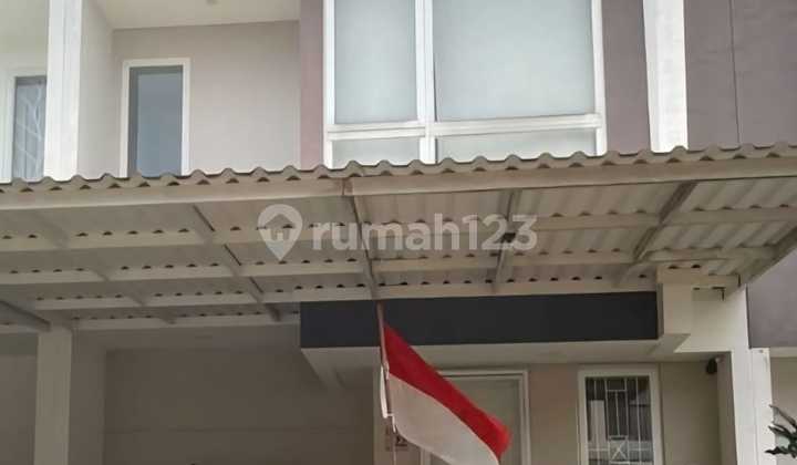 Minimalist 2-Story House in Graha Raya Cluster