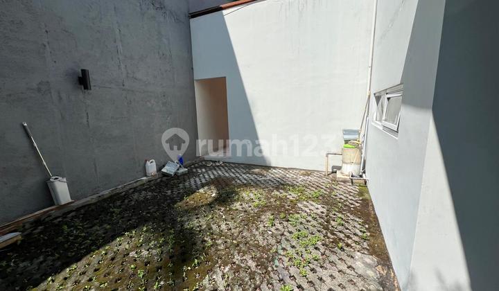 Rumah Terenovasi Bintaro, Tangerang Selatan 2