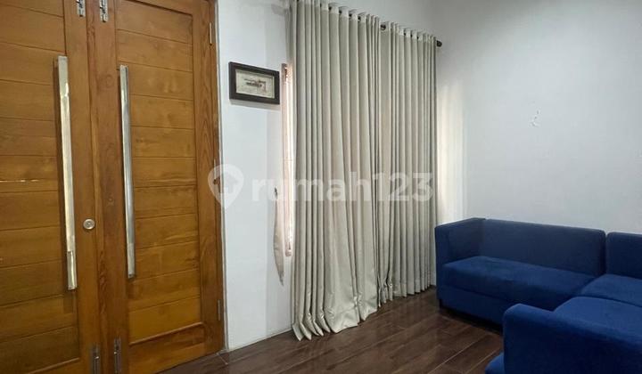 Rumah modern siap huni dalam komplek di Kebayoran Residence  2