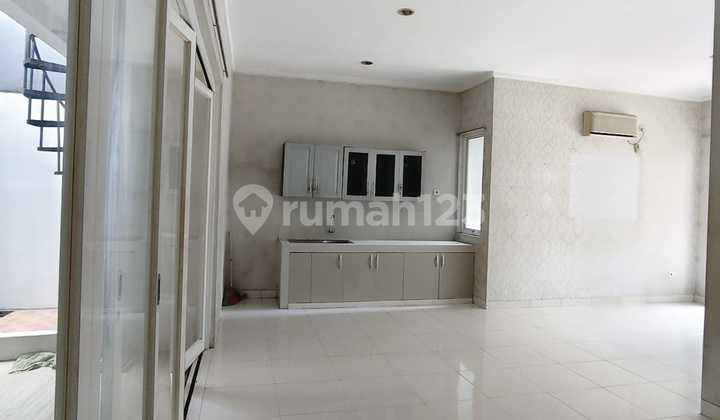 Rumah di Emerald Bintaro Jaya Sektor 9 2