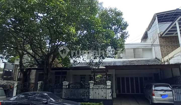 Rumah Sektor 9-Bintaro, Tangerang Selatan