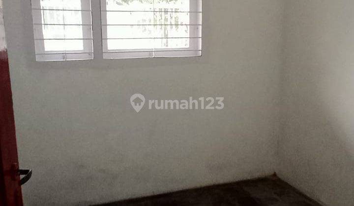 Disewakan Rumah Dua Lantai Siap Huni Sukun Kota Malang 7