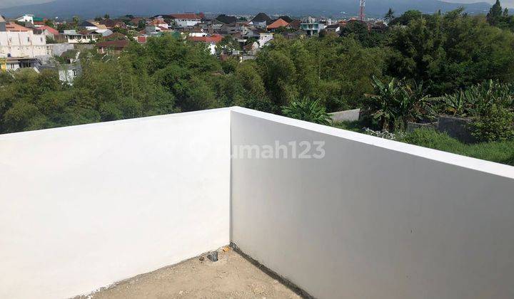 Disewakan Rumah Baru 2 Lantai Saxophone Tunggulwulung Kota Malang 3