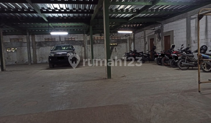 Gudang Mainroad Strategis di Caringin 5