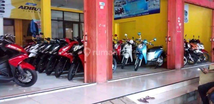 Ruko Luas Strategis Area Ramai di Terusan Kopo 11