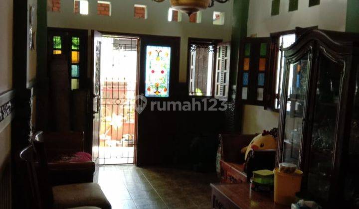 Rumah Dengan Furniture Jati di Buah Batu 1