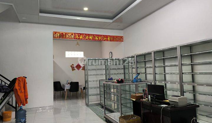 Rumah Semi Furnished di Taman Kopo Katapang 1