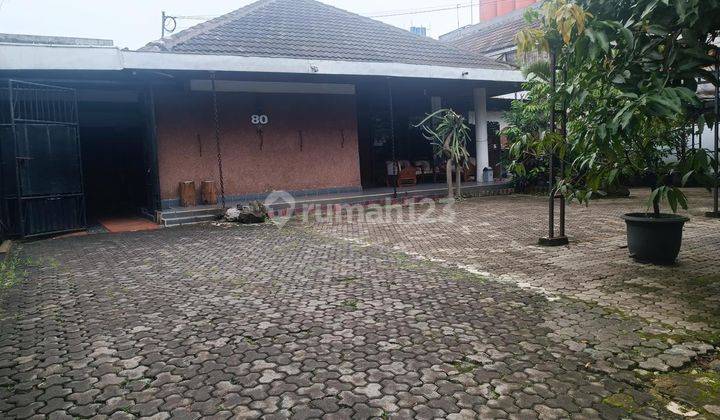 Rumah lokasi strategis, untuk hunian atau bisnis, di Jalan Utama - Supratman 80 Bandung 1