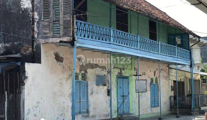 Ruang Usaha Bangunan Heritage 2 Lantai di Kota Lama Semarang 1