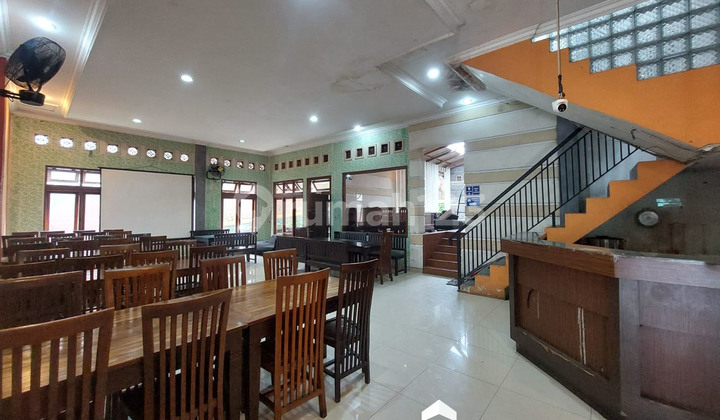Business Space Suitable for Restaurant, Crowded Area in Patimura Salatiga