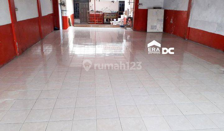 Rumah Untuk Usaha Siap Pakai Dekat Stasiun Pekalongan 2