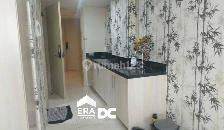 Apartement Warhol Type Studio Furnished Dekat Simpang Lima 2