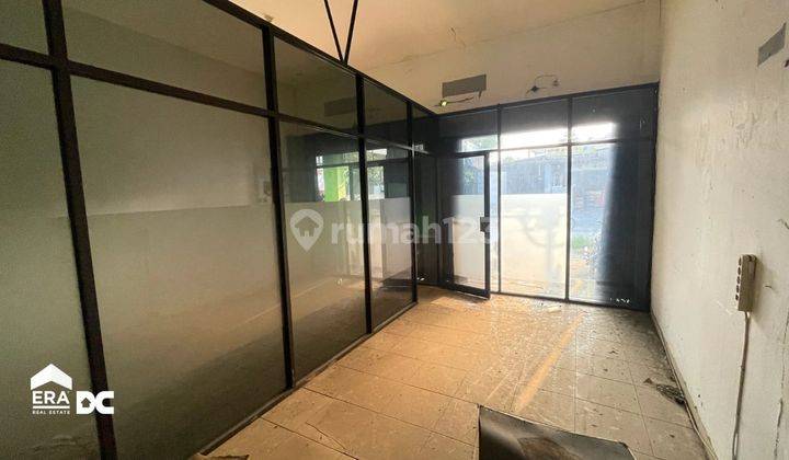 Ruko Murah Pintu Kaca Cocok Untuk Kantor Tlogosari Semarang 1