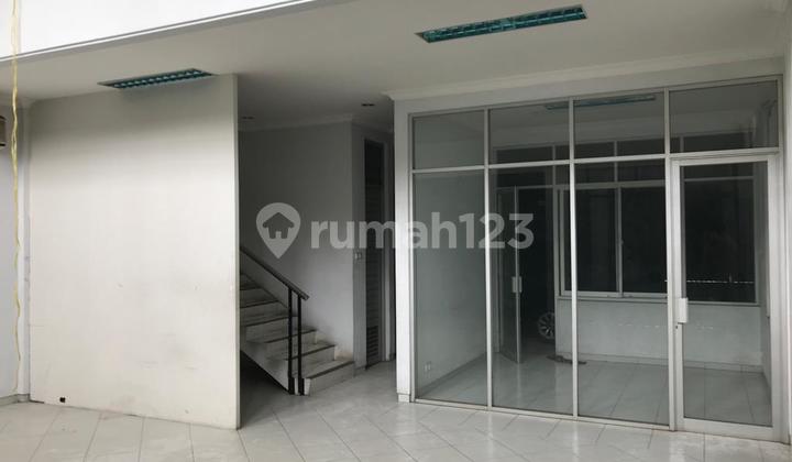 Rumah dan Kantor Dalam 1 Gedung Ada Kolam Renang Ki Mangunsarkoro 2