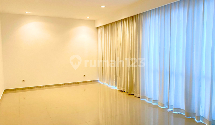 Ready-to-Occupy House Equipped with 8 Air Conditioners in Citrasun Garden Bukit Sari 2