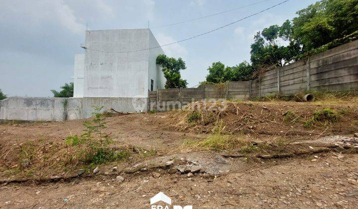 Tanah Datar Bentuk Kotak Ada View Kota Stonen Gajah Mungkur 1